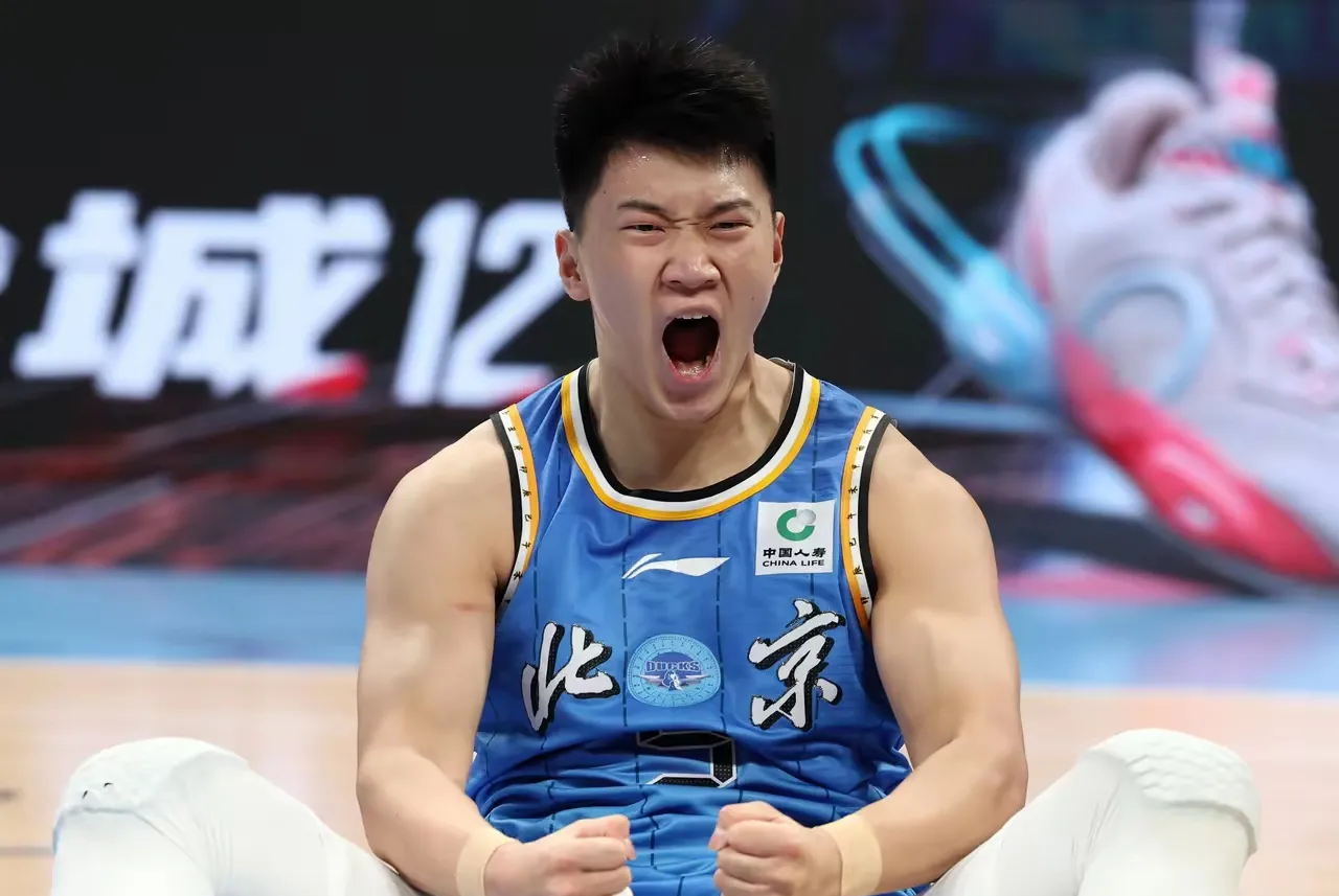 开云体育APP下载-北京队完胜雄鹿，范弗利特高光表现