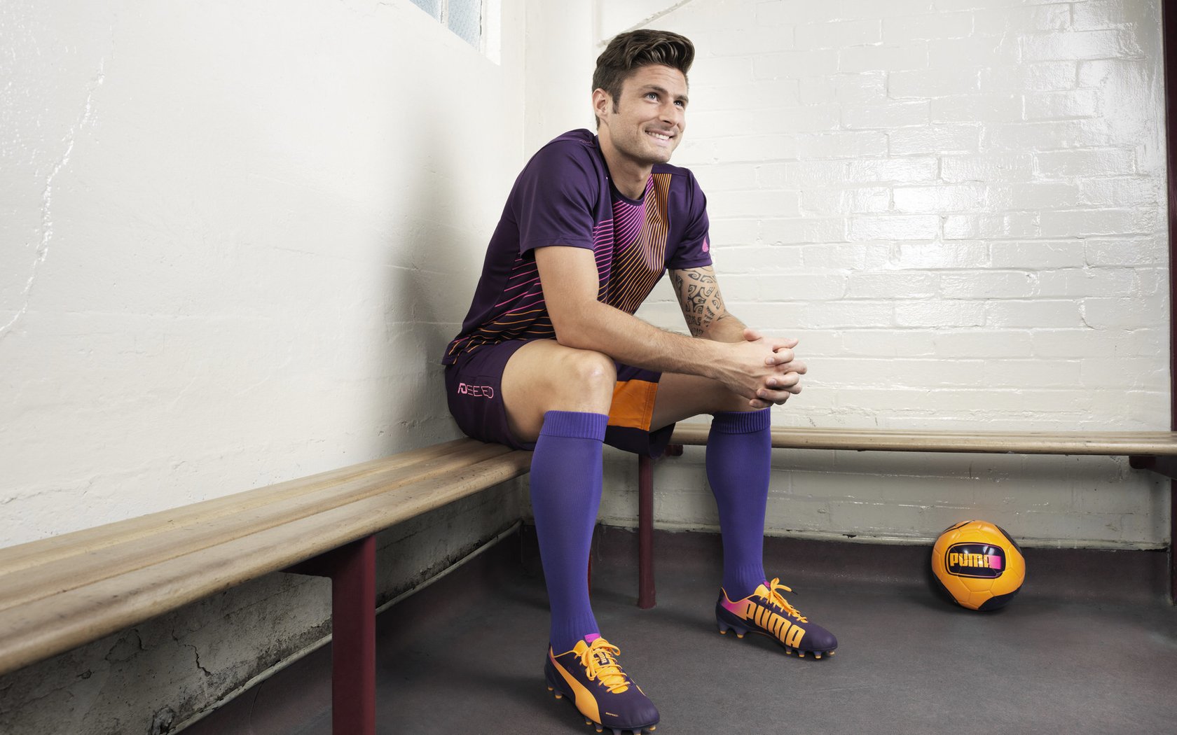 开云体育官网-基米希爆发引领战术革命，哥伦比亚关键战突围澳大利亚的启示