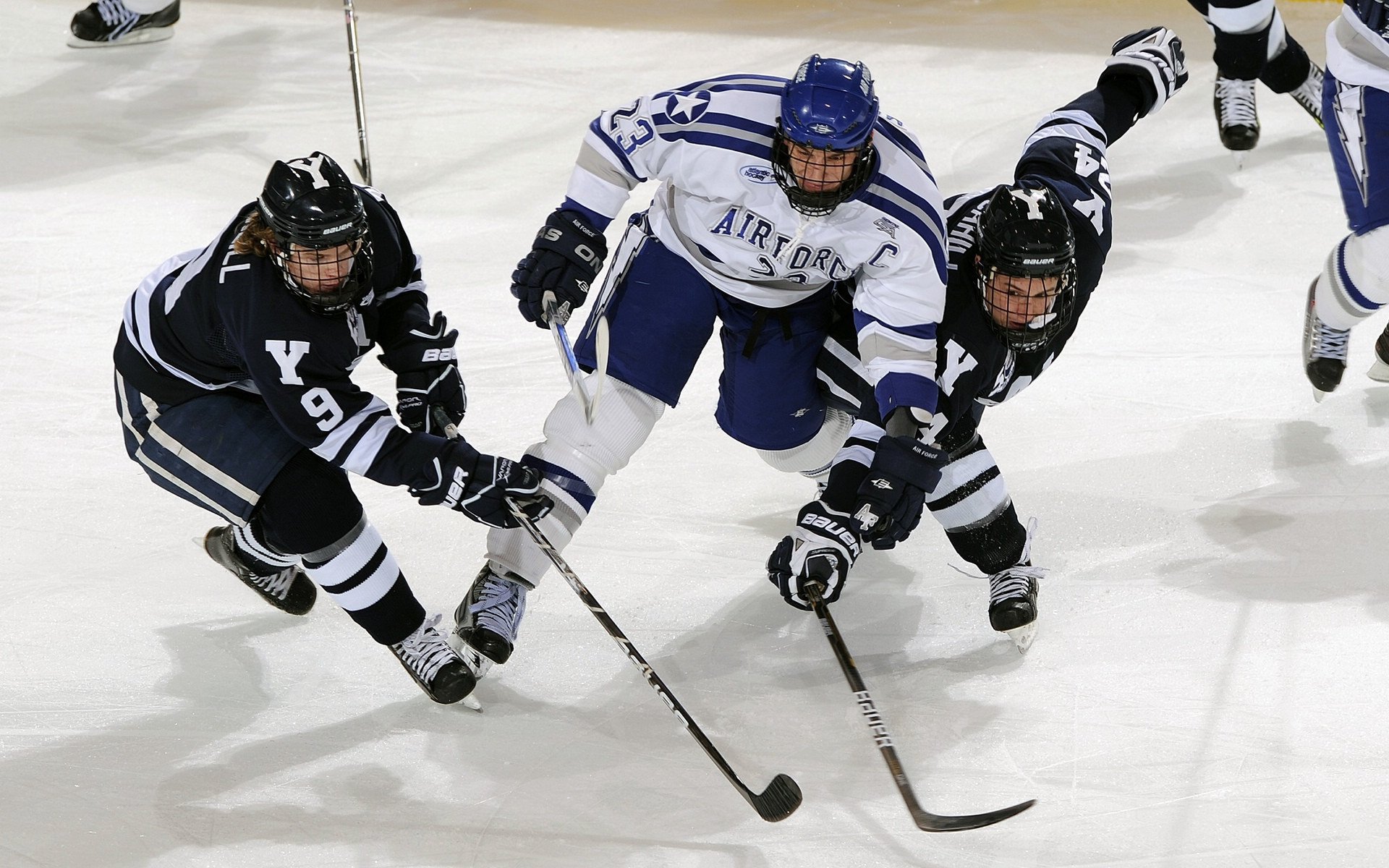 ATP总决赛鏖战联合杯，纳达尔状态火热再掀红土旋风